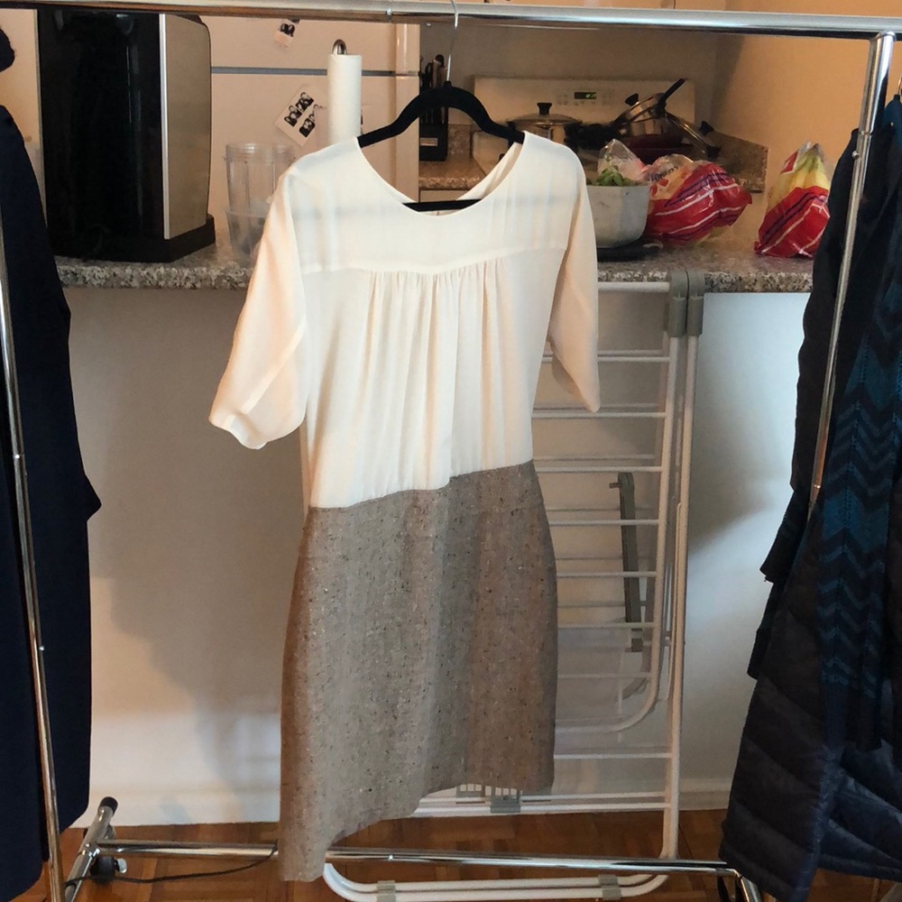 Ann Taylor knee-length dresss